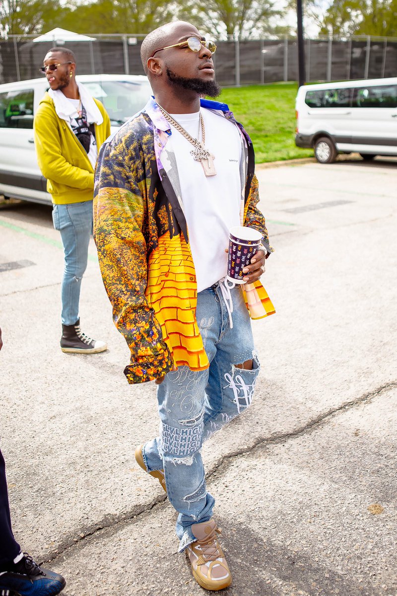 davido's tweet photo. D R E A M V I L L E 🌍🇳🇬🇺🇸🤗✈️ https://t.co/FSoIeaUH6W