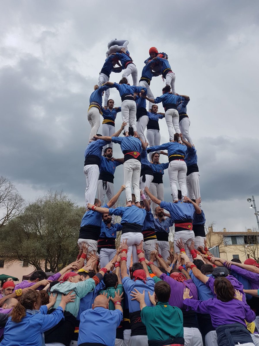 Marrecs's tweet photo. A tercera ronda de la #FiraDelEmbotit de #Bescanó:
- @CCEsperxats: 4 de 6
- @Marrecs: 7 de 7
- @CCFigueres: 5 de 6

#castellers #castelleres https://t.co/8oodJsEF7o