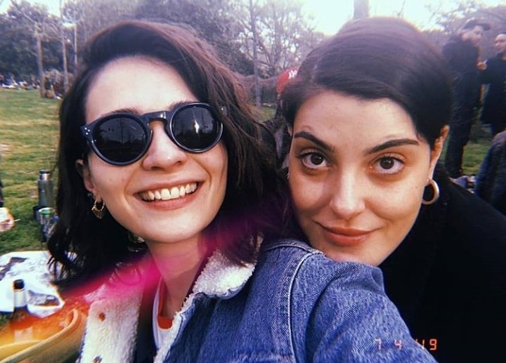 delibalispoison's tweet photo. Sunday 🌸
#MeriçAral #EcemAkbin https://t.co/mr1fbYRFyQ