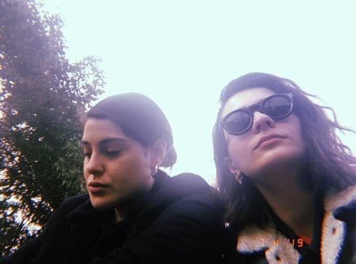 delibalispoison's tweet photo. Sunday 🌸
#MeriçAral #EcemAkbin https://t.co/mr1fbYRFyQ