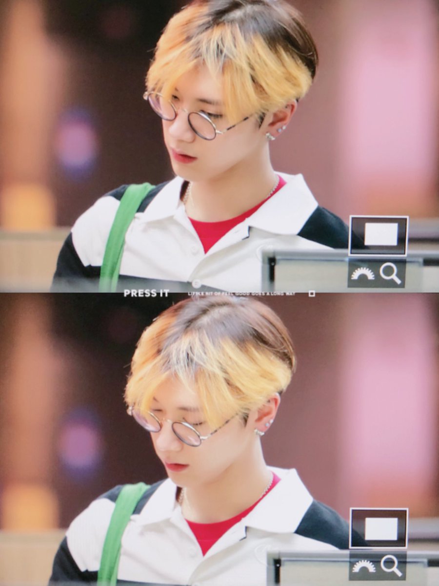 Pressit_kr's tweet photo. 190407 ICN #TEN 
텐 머리를 처음 본 지 30분 경과... 이젠 귀엽다 https://t.co/nhmnmzKrRv