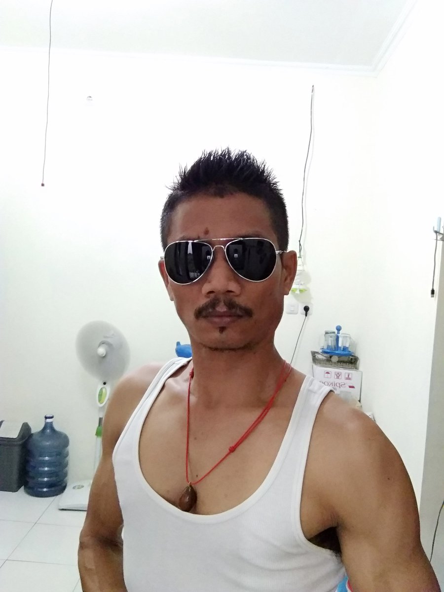 Pijit69's tweet photo. izin promo SUHU 🙏
Akun Baru
☎️082122221264
@Fandi_pijat_bgr
@fjr_pijaddict1
@MASSAGELOVER2
@GudangPijat
@Candupijat
@TSboimmassage
@cobapijat
@DMassageJkt 
@Info_Pijat_Pria 
@solusipijat https://t.co/lBLbTDugiy