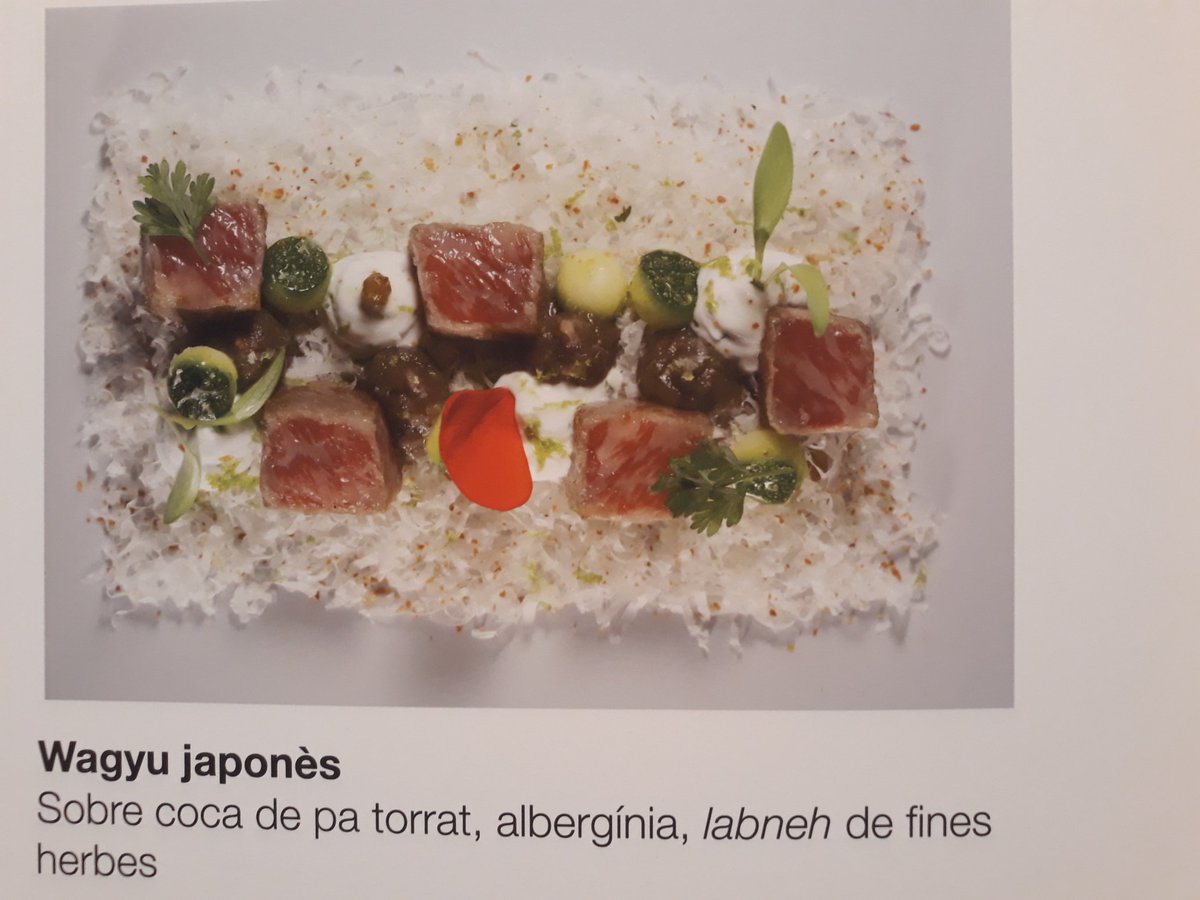 lluis1966's tweet image. #CarmeRuscalleda exhibition at @palaurobert is really AWESOME !!!
 🍽🥗☕🍑🍷#EssenciaDelGust @enricarcala #foodies #restaurant #Michelinstarr #Barcelona