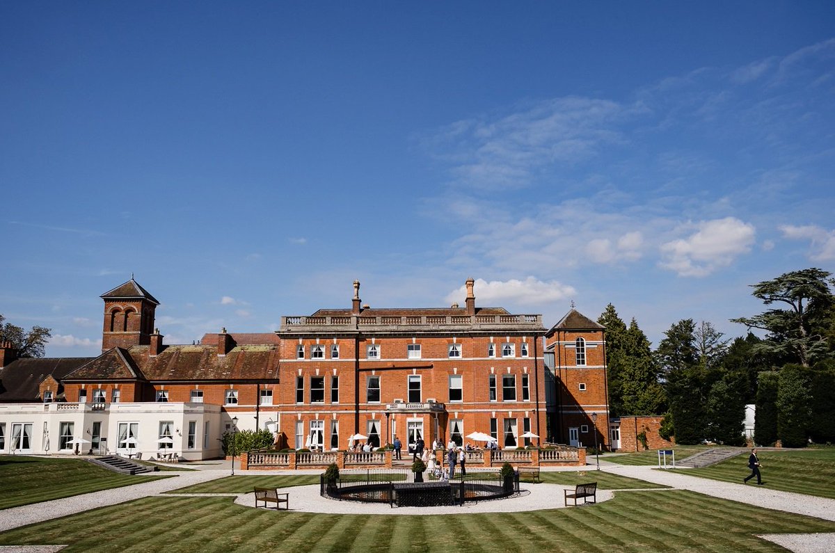 oakleyhall's tweet photo. One week today until our next Wedding Open Day! If you are still looking for your perfect Wedding Venue, book an appointment with one of our expert wedding co-ordinators today for your show around.

T: 01256 783350
E: enquiries@oakleyhall-park.com https://t.co/4URreGADfq