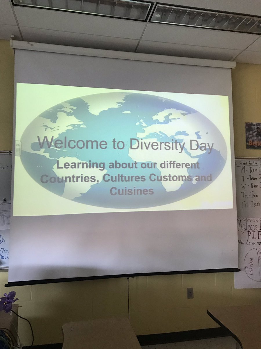 moalex1's tweet photo. Celebrating our Diversity in Long Branch! @LBpublicschools @VgiammancoLB @Msalvatore2012 @JamesBrown732 @KFerrara426 https://t.co/Nh2n4mF0qn