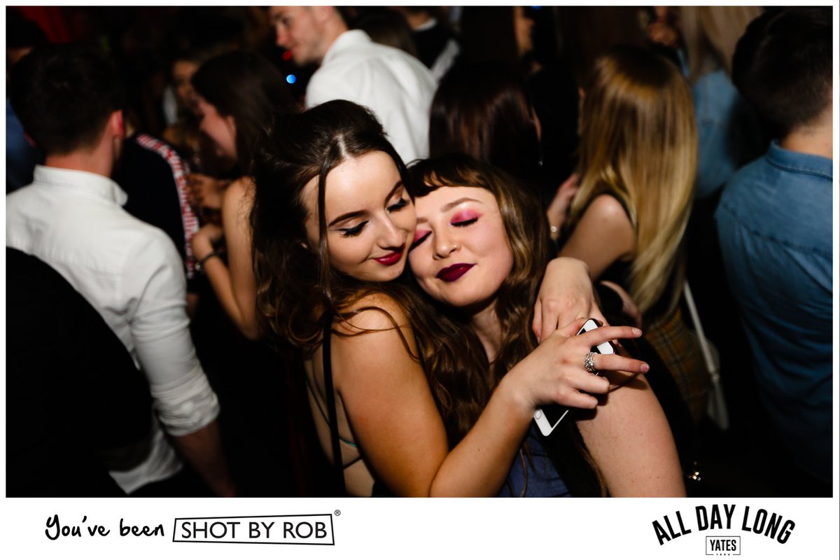 shotbyrob's tweet photo. It was another big night in @YatesTorquay with @DJVodkafresh80!
Find the photos at https://t.co/9l2mLPDnXv and https://t.co/nIg3crFXmF
#nightlife #Torquay #shotbyrob https://t.co/DXLcNq8mHz