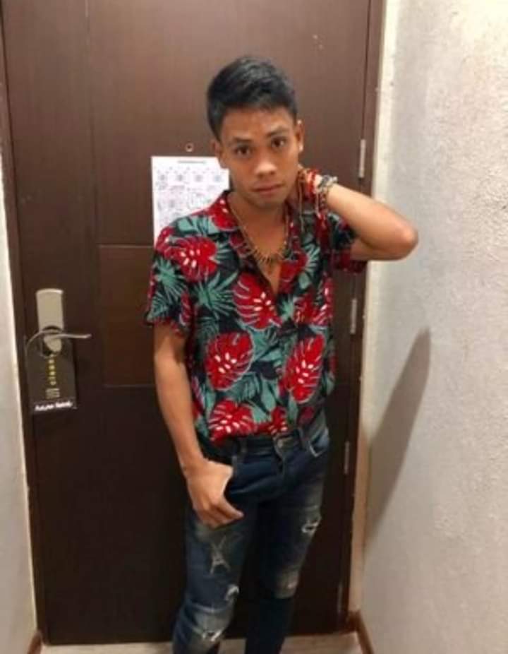 ShantalLee7's tweet photo. Pogi ng yamito namin
#FumiYamHandaNaBaKayo 
@gucong_yamyam @ShantalLee7 https://t.co/9DhlWTZk0G