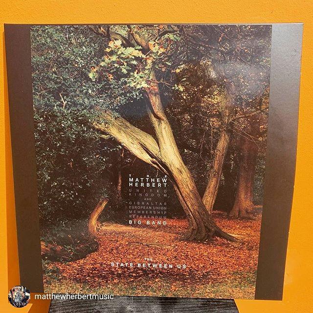brexitbigband's tweet photo. Want one of these?
Head to the link in our bio👆repost from @matthewherbertmusic:
The State Between Us by The Matthew Herbert Big Band https://t.co/NTcA7LBwe7 my new record is finally out. It took nearly 3 years to make. It nearly drove me mad as I tried… https://t.co/EVIOSWS3hk https://t.co/Xe5OFSWmka
