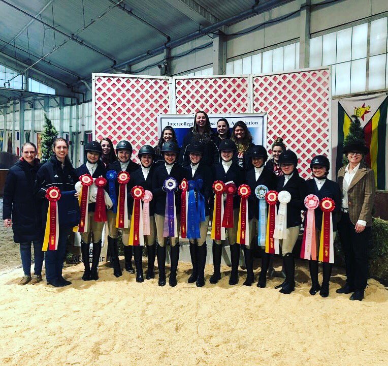 SHUET's tweet photo. 🚨PROGRAM HISTORY🚨
Hunt Seat placed 2nd at the @rideihsa Zone I Championship last night to qualify as a team for the National Championship! 

#RideWithHeart https://t.co/U33RVLrMqG