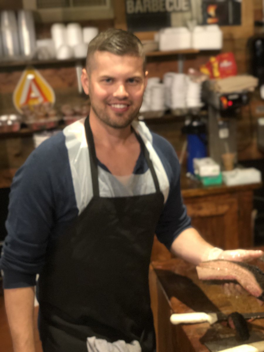 TLEdoylestown's tweet photo. Meat! @TerryBlacksBBQ so amazing! #TLECON19 #TLEdoylestown ❤️Austin @TheLearningExp @KimmieDevlin @JunkFoodJunkie4 https://t.co/naLtOdh8m8