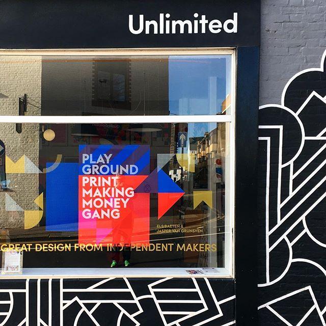 Great weekend to check out our fantastic PlayGround exhibition at #unlimitedshop #brighton 👏🏻👌🏻😊 Open today until 5! 
#welovegreatdesign #printmakingmoneygang #designforyourhome #contemporaryart #illustration #graphicdesign #limitededition #colourcuration #colourmyhome #colo…