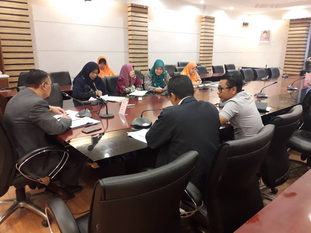 Mesyuarat Pengurusan CKMNT Bil.2/2019 &amp; Mesyuarat JPKA Bil.1/2019 telah dipengerusikan oleh KJMN <a href="/adamsidekgmail1/">Adam Sidek</a>. Strategi terus diatur supaya pengurusan CKMNT sentiasa terbaik dalam melaksanakan tugas seharian

<a href="/irckb_chedin/">irckb</a> <a href="/razgrid1/">🇲🇾 Razdwan Kasim</a> <a href="/yusufghani200/">تذكرة</a> <a href="/JKRTerengganu/">JKR Terengganu</a>