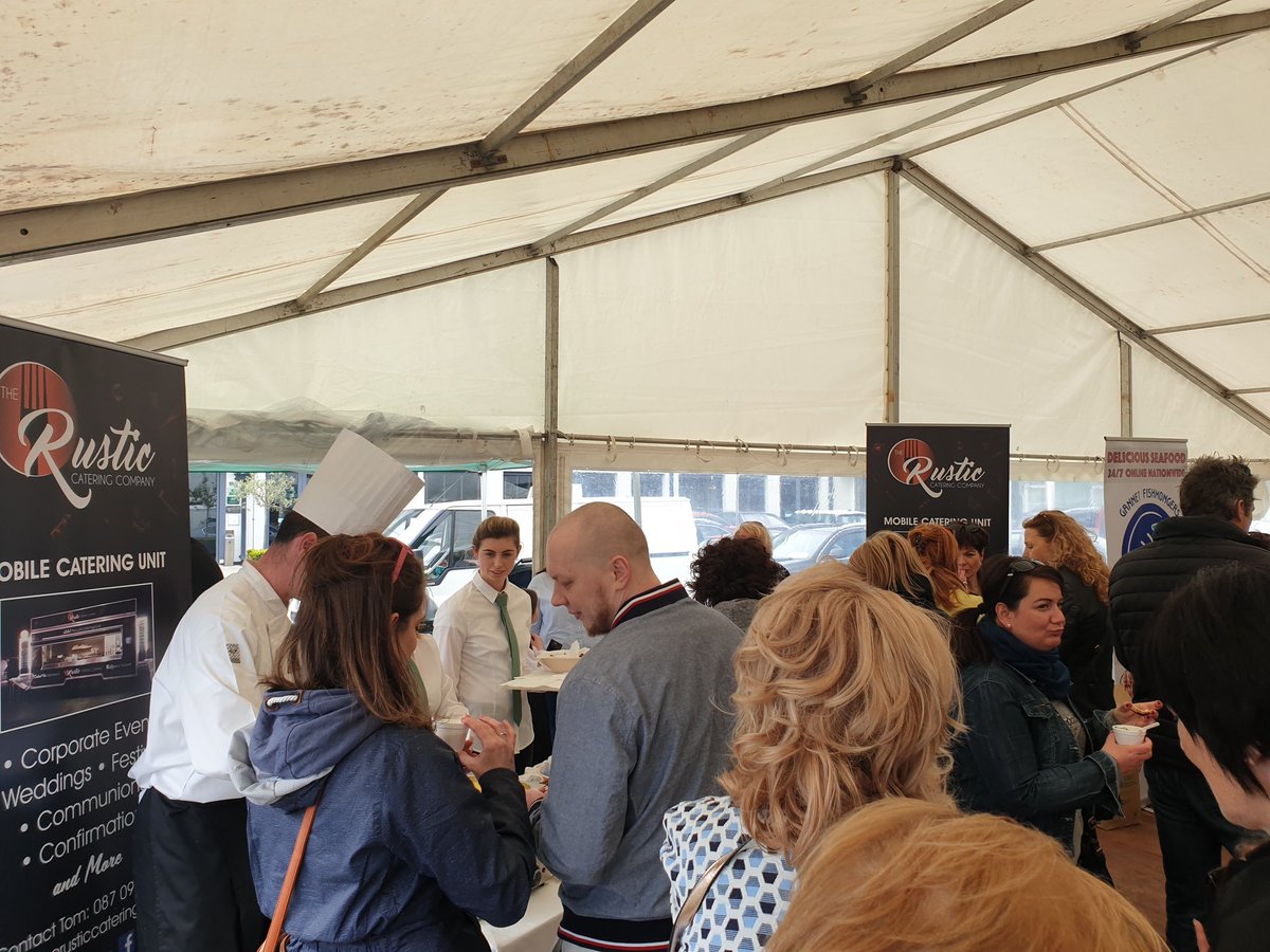 LimerickFoodGrp's tweet photo. Just tried our #LimerickChowderChamp Thomas Sparlings entry ππ we are on to a winner folks π #bialuimnΓ @rusticdining @Goodfoodcircle #Allirelandchowder https://t.co/zigNV0rq8b