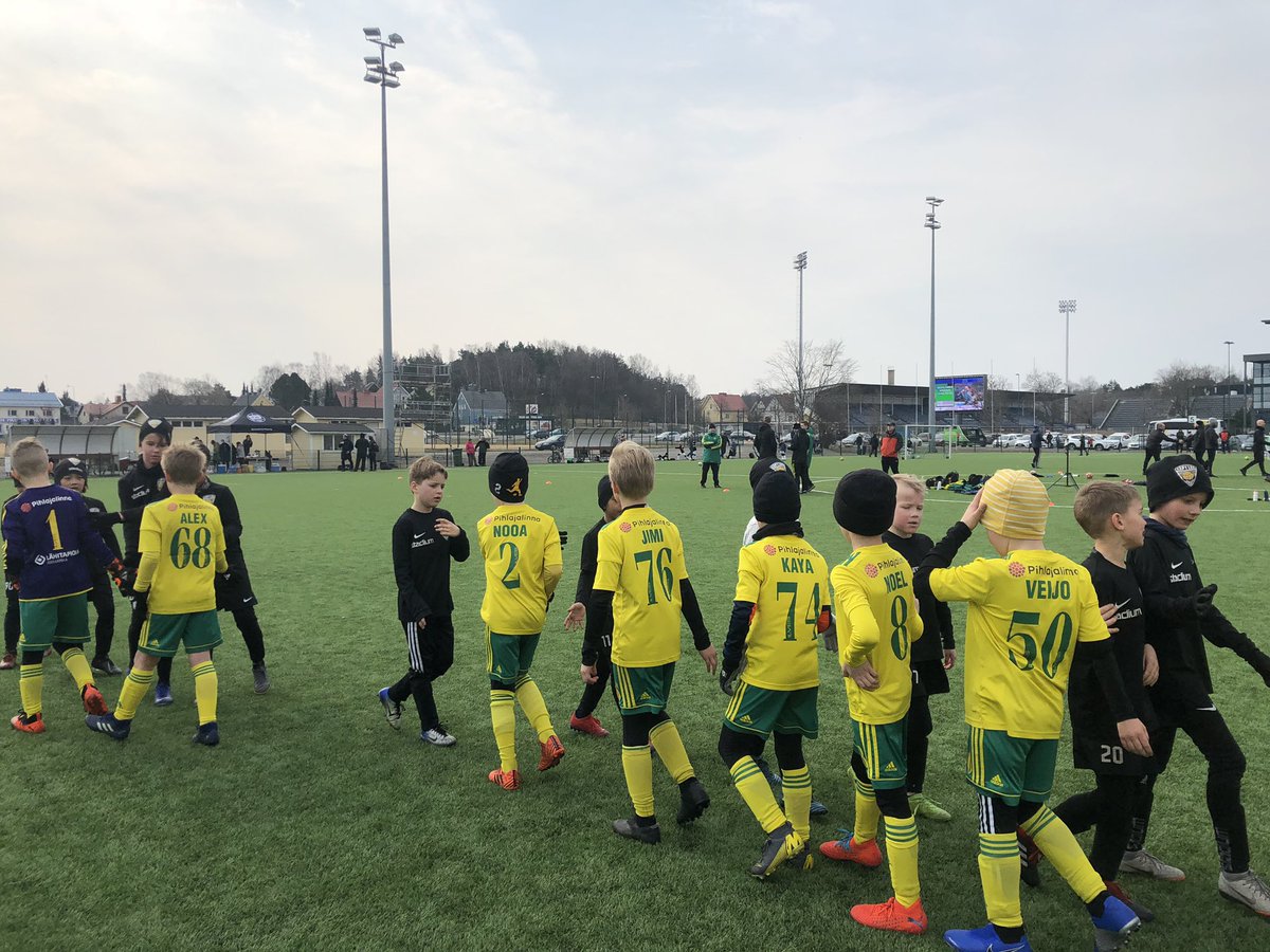 10unitedkapa's tweet photo. Turussa miniliigaa @TPS_Juniorijalk vieraana 🏴🏳️

Peleissä mukana myös Honka, Ilves ja Hjk.

#jalkapallo
#junnufutis
#miniliiga https://t.co/BrrIjc8t1K