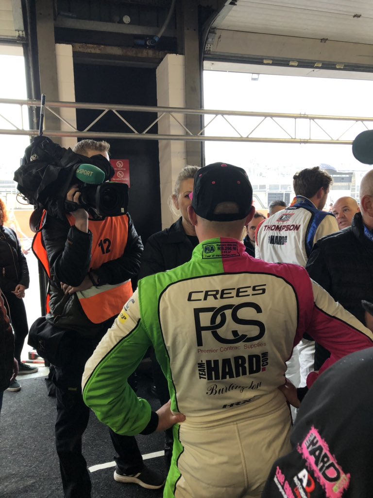 MaxCoatesRacing's tweet photo. All change here Brands Hatch!  We’ve been watching BTCC race one via ITV4 in our new @GalaPerformance tent! 👀

RENAULT CLIO CUP RACE TWO: 14:55 (new time) 🏁 https://t.co/QakZK0uMch