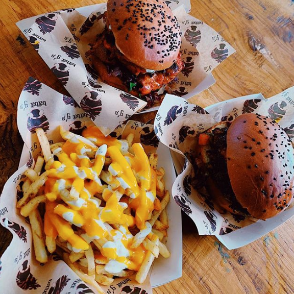 BabaGsfood's tweet photo. Fridays mean treating yo'self - and to us, that means a Naga Delhi and Cheeky Chicken Tikka Burger with a side of masala fries ✌🏾😎  Who's with us? 
 📸: @GetLunchApp https://t.co/snKX5xlIVl