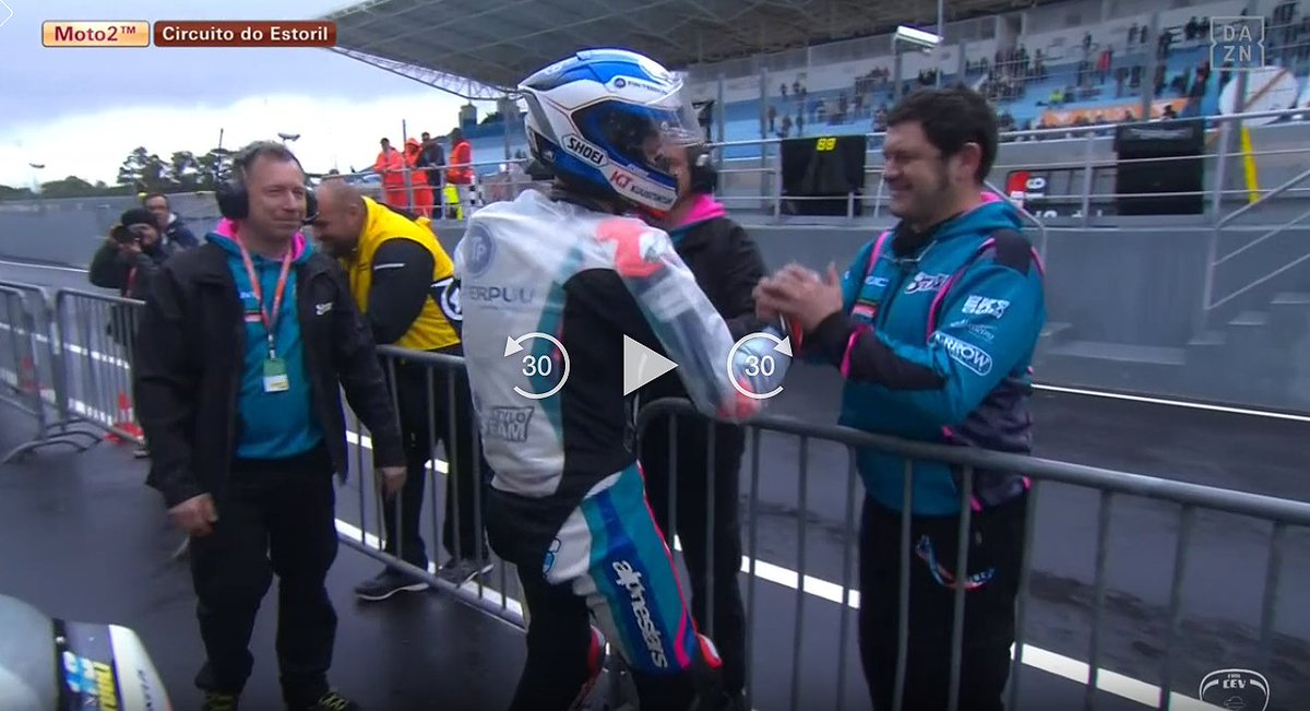 TeamStylobike's tweet photo. Gran victoria de @NikiTuuli en la primera de las dos carreras de Moto2 en Estoril con @MatteoCiprietti 23º. Vamos a por la segunda!!!
#stylobiketeam #moto2 @CEVMotorcycle https://t.co/XJLMYvHb9y