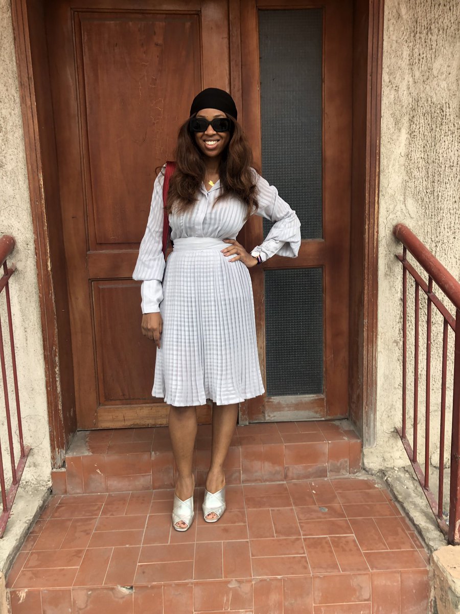TITIBELO_'s tweet photo. Happy ThanksGiving Sunday π!
Celebrating Gods Greatness and Favor #InThatTITIBELOSet!
Conical Sleeve Shirt + Pleated Midi Skirt Available in Small, Medium and Large for N25,000.
#TITIBELO #SundayBest #WorkFit #BossBabe #WinningWoman #BuyNigerian #BuyTITIBELO #StatementSleeves https://t.co/GTUkwS7fLg