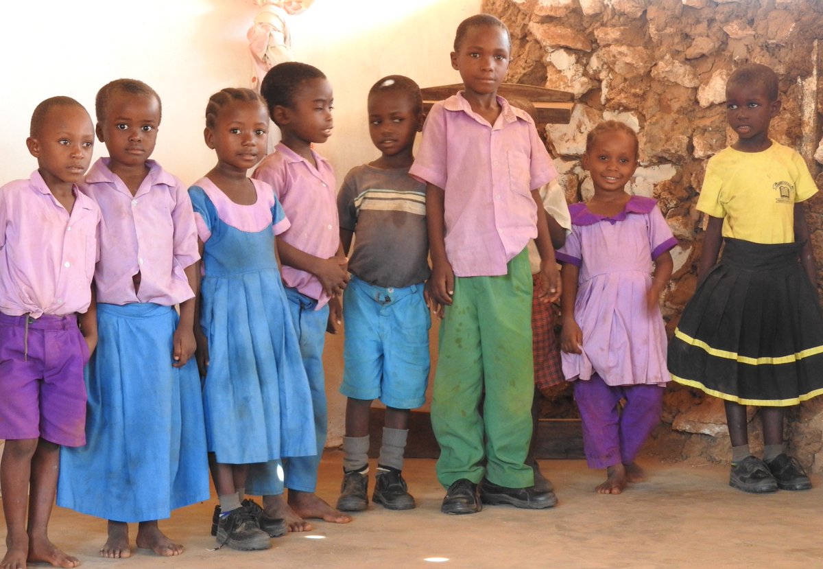 vm_talk's tweet image. Famine to feast - the brand new Today Counts message from Barbara. 
mailchi.mp/8c294f507164/t…
#encouragement #jesus #todaycounts #kenya #christian #christ #charity #ukcharity #faminetofeast #proverbs #James1 #kibera #waterguard #visionministries #blessed #today