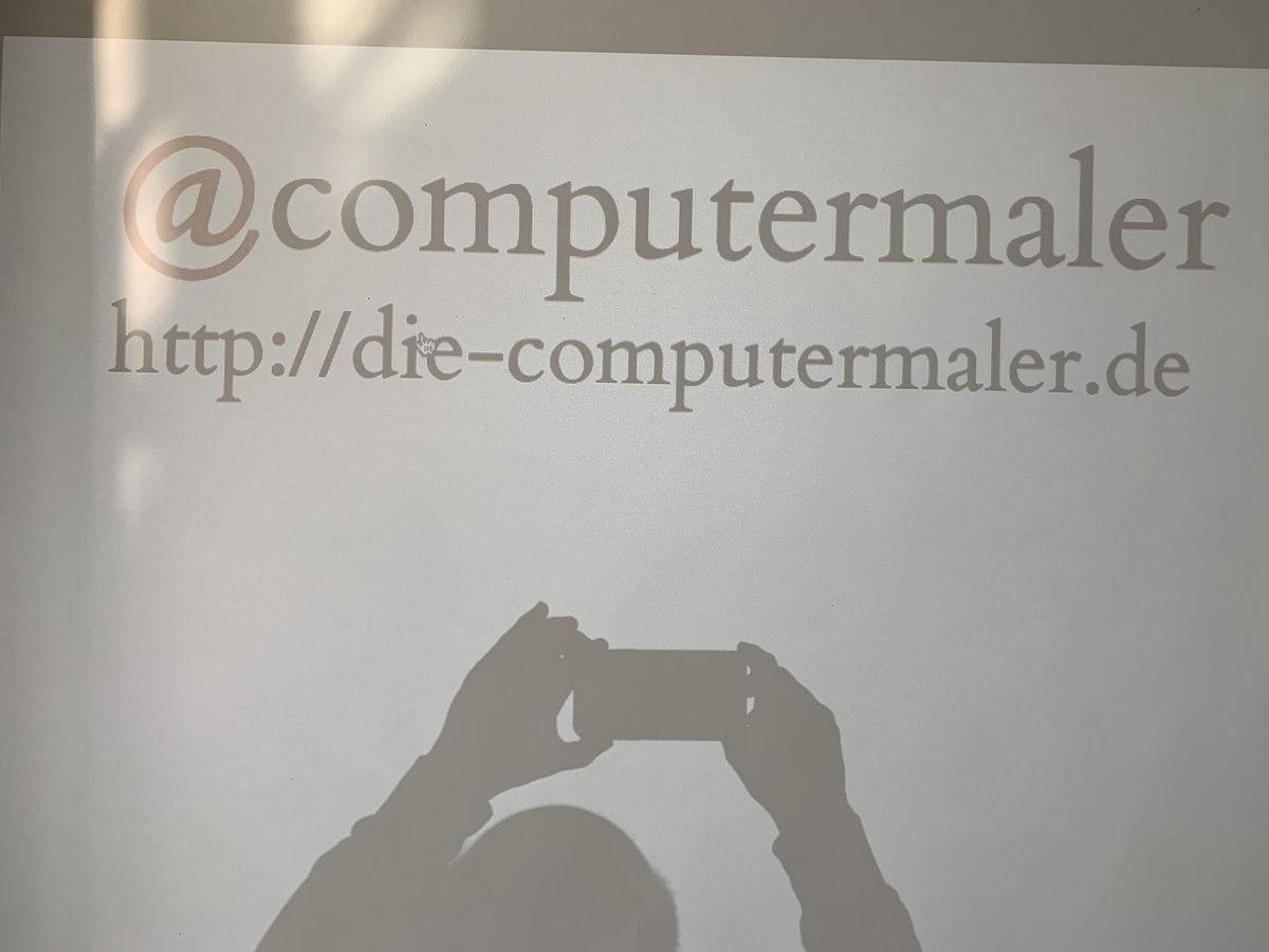 GenuineAgile's tweet photo. #agileruhr19 #unperfekthaus Schönere Flipcharts malen. Nicht visuell nuscheln sondern klar bis in die letzte Reihe... Danke @agileruhr @Kru666 https://t.co/06suQvUiTT