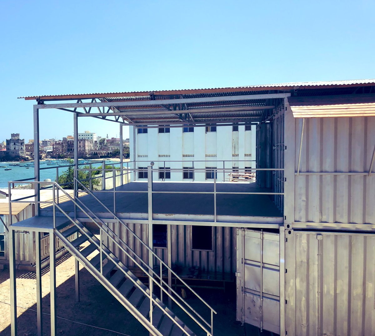 ahmedvision1's tweet photo. The Splindid view of Benadir youth Centre.. coming soon @engyarisow @UNHabitat_Som https://t.co/RKcZ1gQV8R
