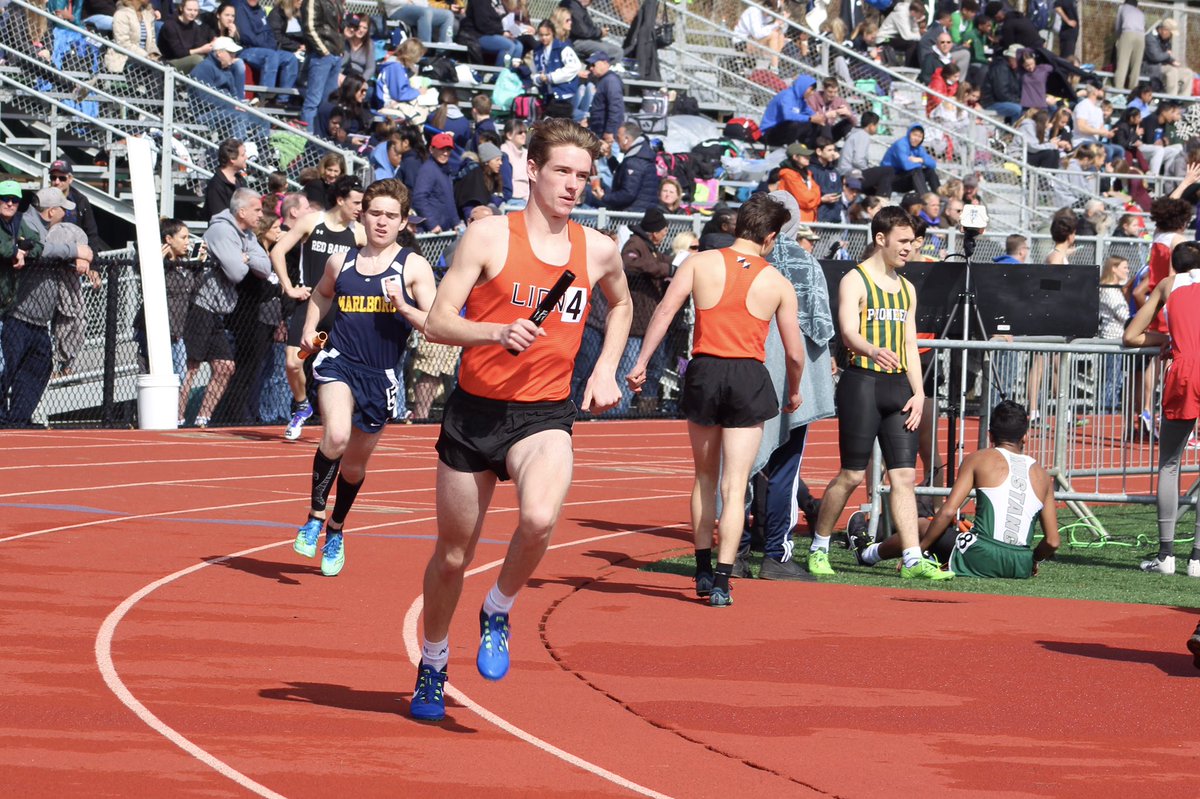 casey_carragher's tweet photo. MHSN DMR. Chris-1,200, Isa-400,Steve-800, Kevin-1,600. 👏🏻🎉☝🏻 #comefrombehindwin #teameffort #theseyoungmenamazeme https://t.co/wp7wJbftvg