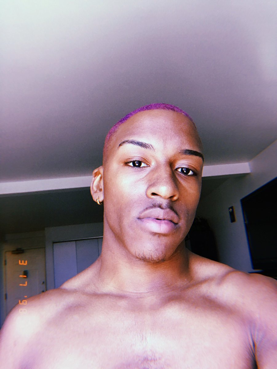 Jayhitta_'s tweet photo. 👩🏾‍🎤 Hurd y’all was looking for me https://t.co/eFDrmz3nTY