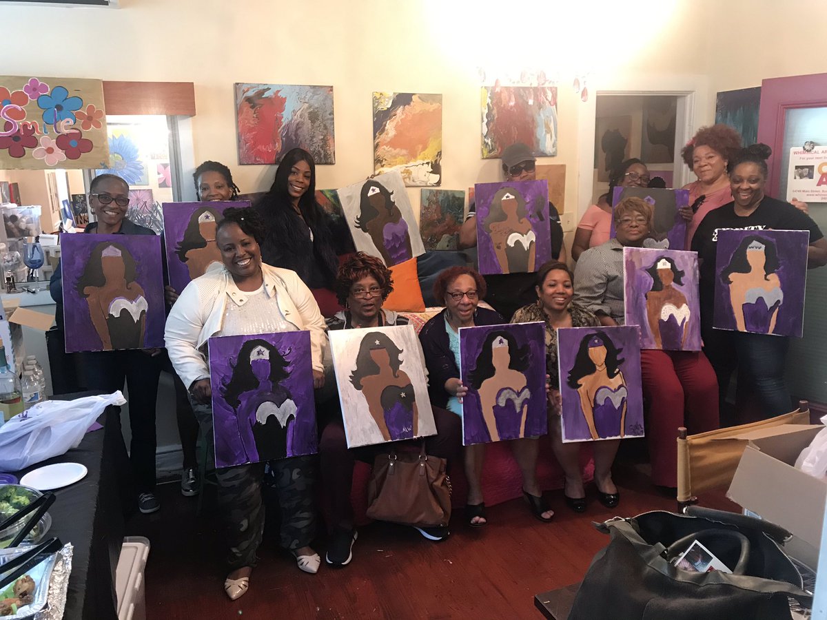 ibbnbllc's tweet photo. #ibbnb hosted a Paint, Sip and Savor event yesterday for our ladies. #survivor #domesticviolence  #domesticabuse https://t.co/OUiTqIXIet
