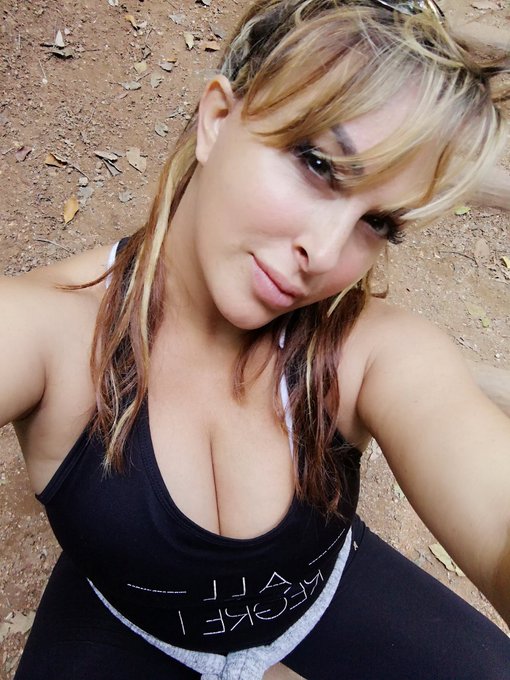 Had a lovely hike at kirstenboch my fav place on earth bump enjoyed the nature https://t.co/kiBv63ou