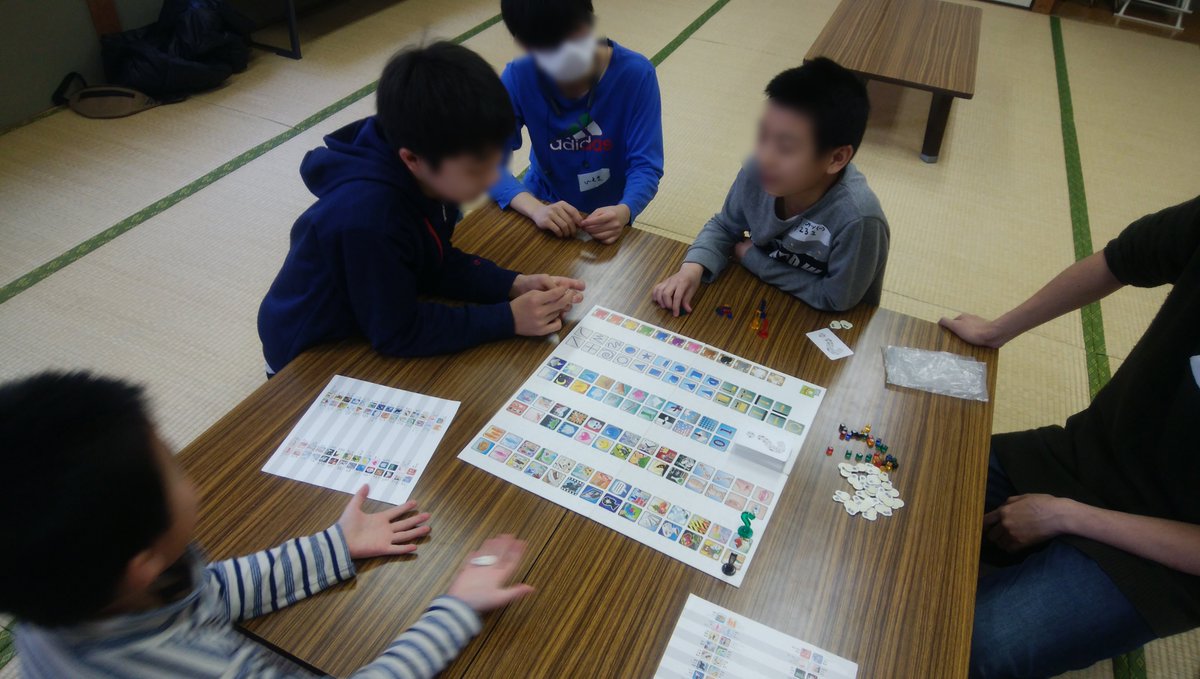 ট ইট র ボードゲーム宮殿 4月7日 日 Bgあそびばボードゲーム会 今日は高校生 中学生 小学生が同じ卓で遊んでいました お互いに学年を聞きあいながら え 高校生なんですか とか急に敬語になったりして面白かった 異年齢ならでは