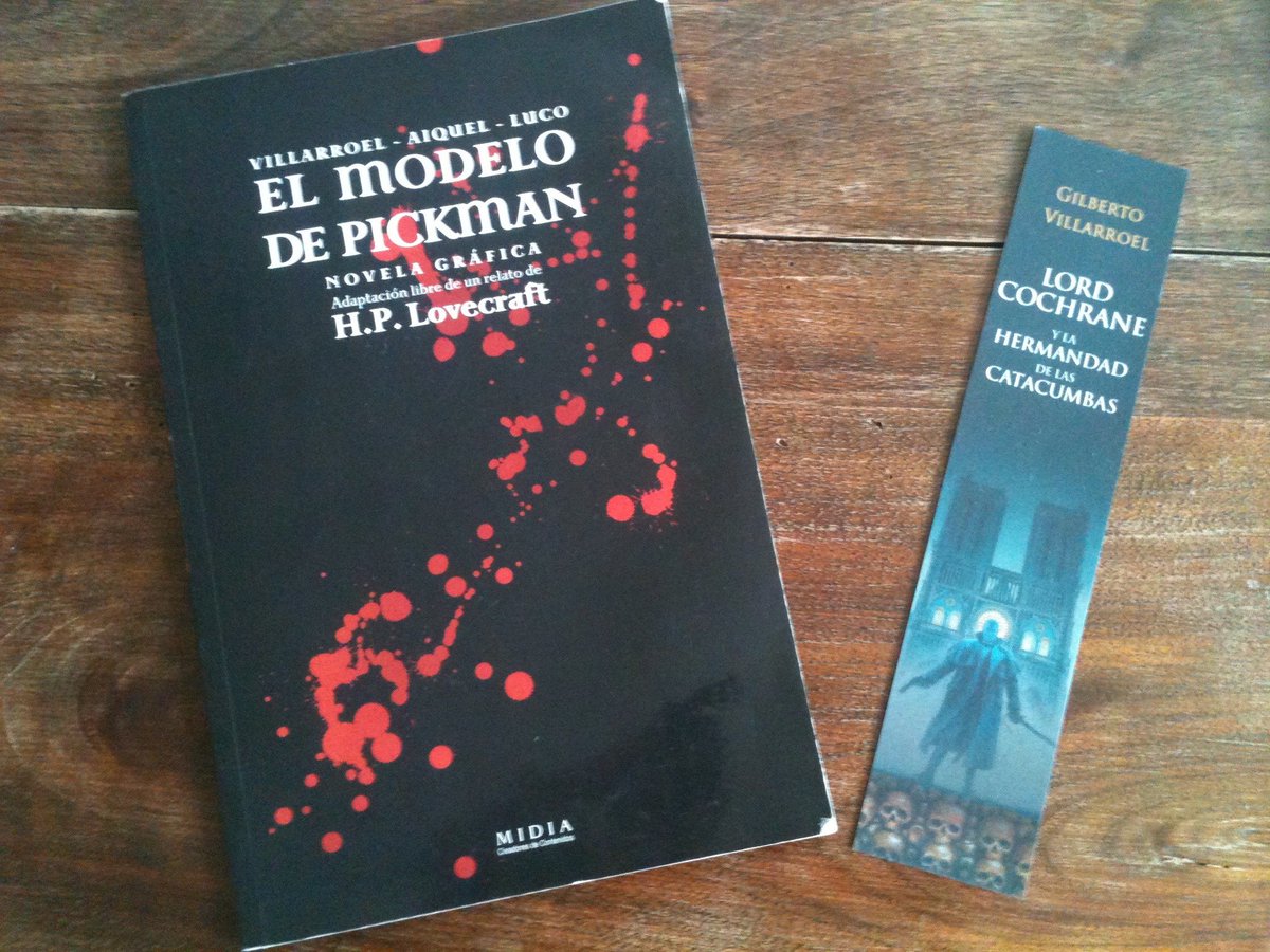 interiordia's tweet photo. Los regalos de @GAiquel @ChLuco y @FelixBuscamares @megustaleercl que le llevé hoy en París al gran Lorenzo Mattotti,homenajeado con el personaje Bruno Mattotti en nuestra #BD #ElModelodePickman Mattotti estrenará en oct. el largo animado"La fameuse invasion des ours en Sicile" https://t.co/t8uc5bmfrD