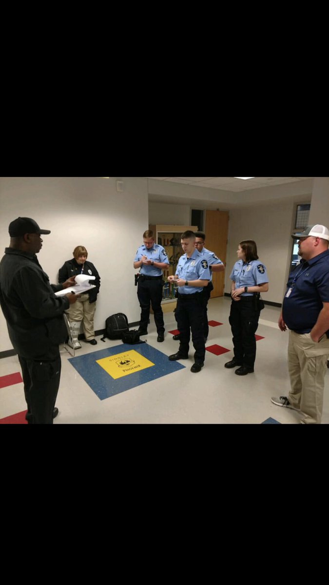 AnnaPDExplorers's tweet image. The Explorers placed 1st in Misdemeanor Traffic Stops and 2nd in Arrest, Search and Seizure at the Irving Explorer Competition on Saturday.