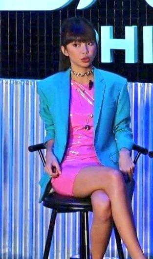 ImBetty6's tweet photo. She's fabulous and gorgeous. .. @maymayentrata07 ... i admire everything about her..😍😍😍😍😍 https://t.co/7ssAIfxAe9