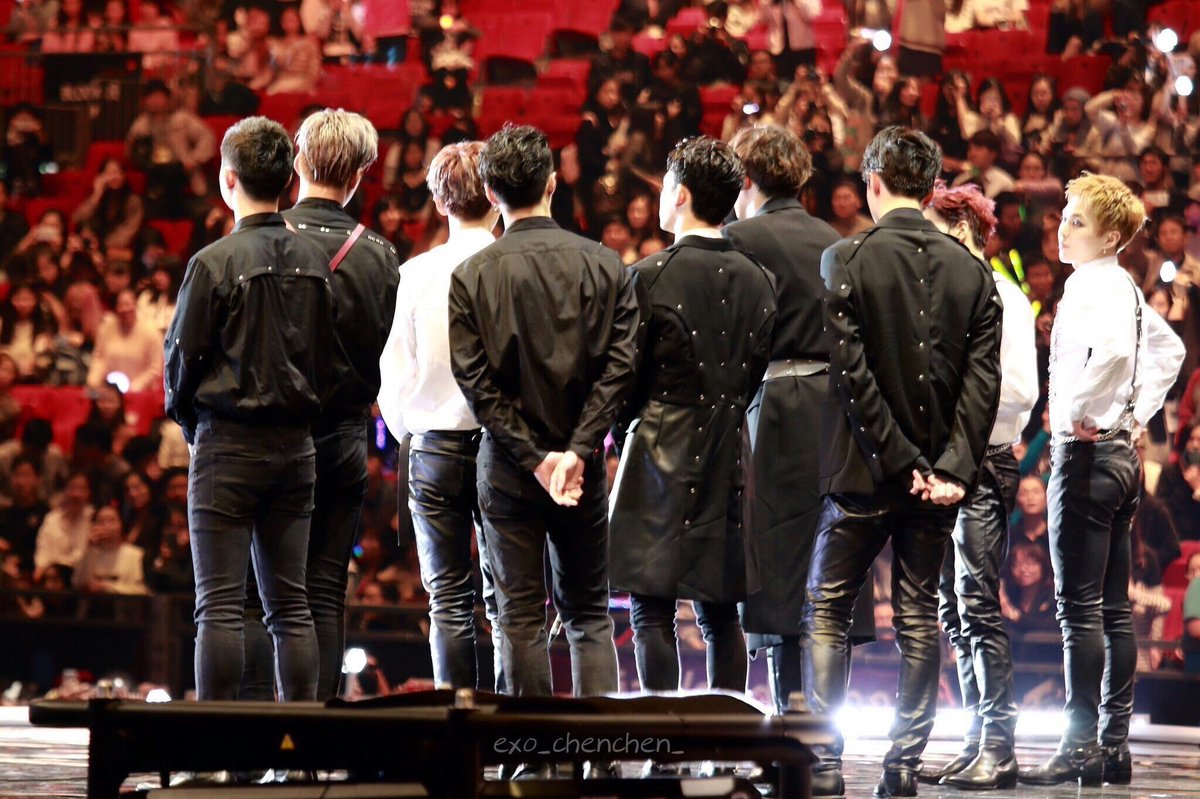exo_bhal's tweet photo. 出会えて本当に幸せ者です。最近はしっかり追えてないけど、何があっても自分の中での1番はEXOだし、やっぱり戻ってくるのはEXOです。あなた達がいてくれて良かった。これからもずっとEXOを応援し続けます。花道を歩き続けよう。大好きです☺️

 #7YearsWithEXO https://t.co/ME0O8EG48m