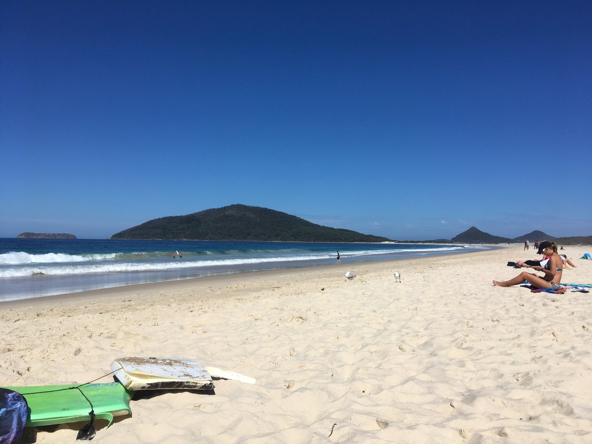 Silkster77's tweet photo. @pokers76 How’s about this place #sundayreality https://t.co/RCxlGNgisg