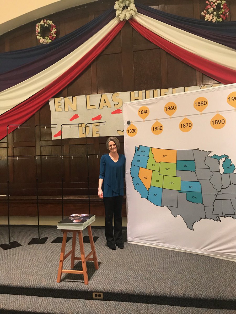 SallyPerk1's tweet photo. Telling “Digging In Their Heels” at Oaklandon Unitarian Church this a.m.  Such wonderful folks! https://t.co/MkVqS5Zp9n