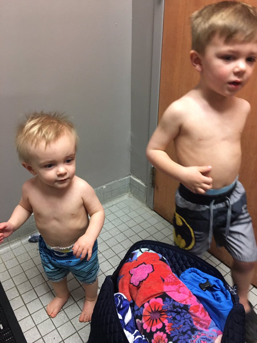 MKoenig30's tweet photo. First swim lesson for CJ the Goose π¦ and Fox π¦ was swimming like a dolphin! This summer is going to be fun! πββοΈπ¬ #FoxVsSwimTime #CJTheGooseIsLoose #HaydensBigAdventures #HangingWithMrCooperAndSwimTime https://t.co/sT0NvUl9cA