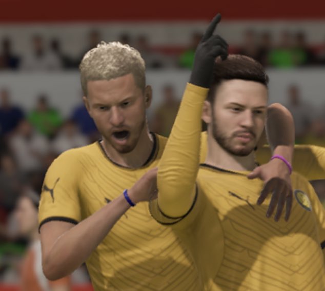 AdamPadge_XB1's tweet photo. Nice to have the @PadgeAcademyFC back open and also to be playing with my old team mate from Fleetwood Town @xProMango_VFL ! 

#PadgeAcademy 

@TheVFLPlayerHub @TheVFL_ https://t.co/2yZjtOF8pw