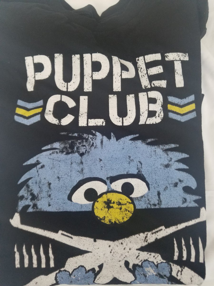 schnaity206's tweet photo. @Puppet_Tweets Happy wrestlemania day! look out for me in the stands @MetLifeStadium. #puppetclub4life https://t.co/06AfVaKRVK