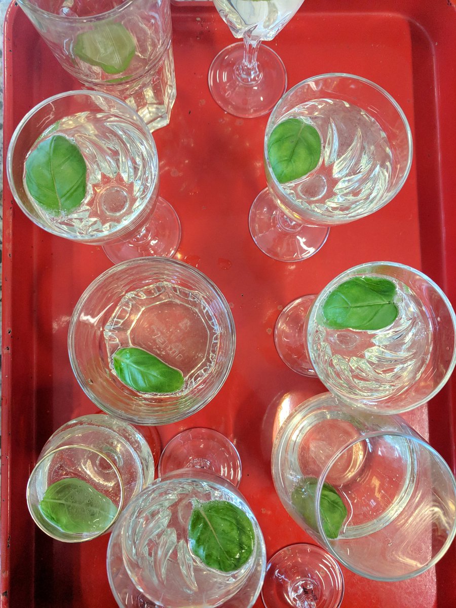 saltystudiouk's tweet photo. All dishes inspired by Spring 🌱🍋🌓💐
#fooddesign #fooddiners #creativeevents #foodtravel https://t.co/xUEZlDjz72