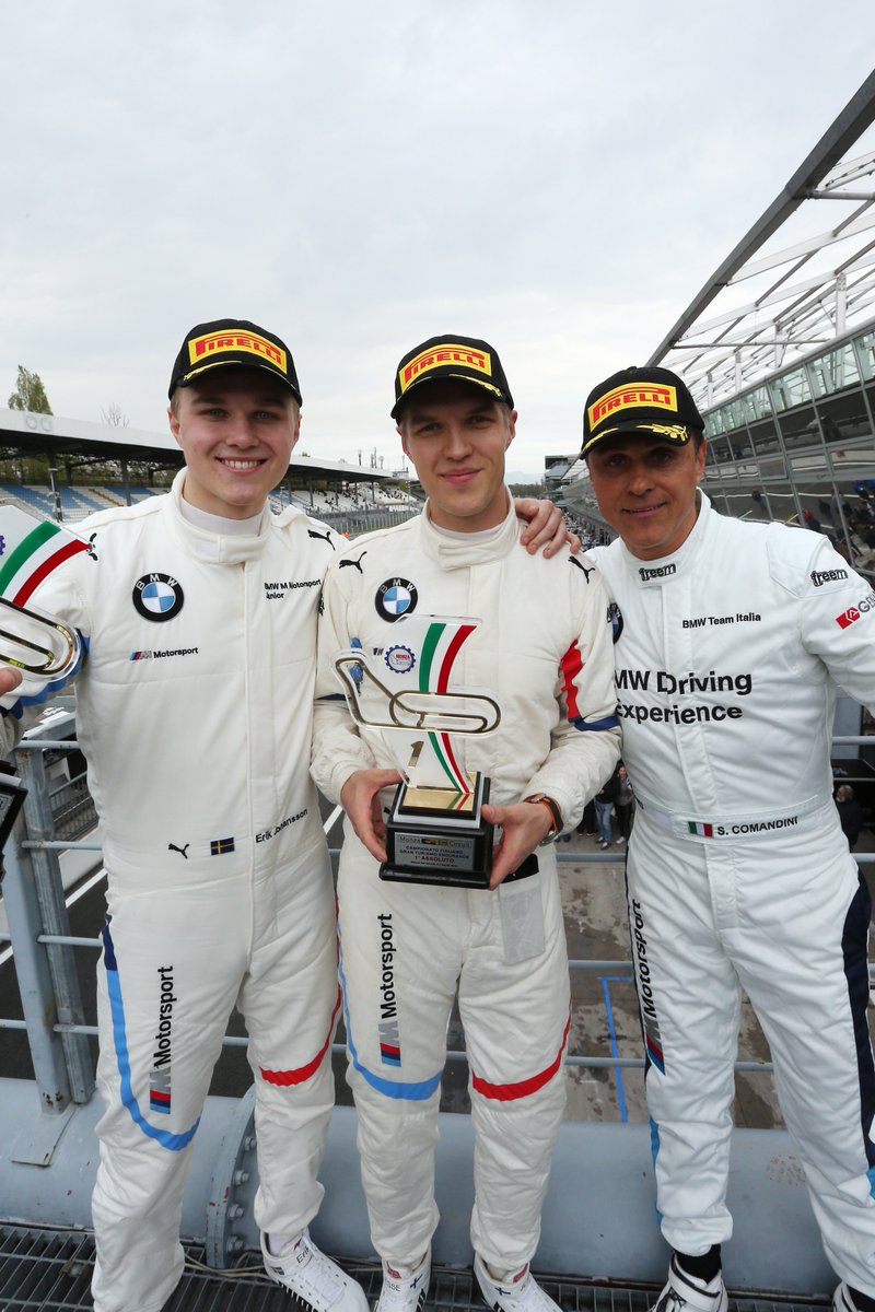 BMWItalia's tweet photo. Gara bagnata, gara fortunata.
Splendida vittoria al debutto del @CIGranTurismo per #BMWTeamItalia in #GT3 con la BMW #M6 #GT3 e ottimo terzo posto in #GT4 con la #BMW #M4. #CIGT #TryToFollowUs https://t.co/72vs4BxwS7