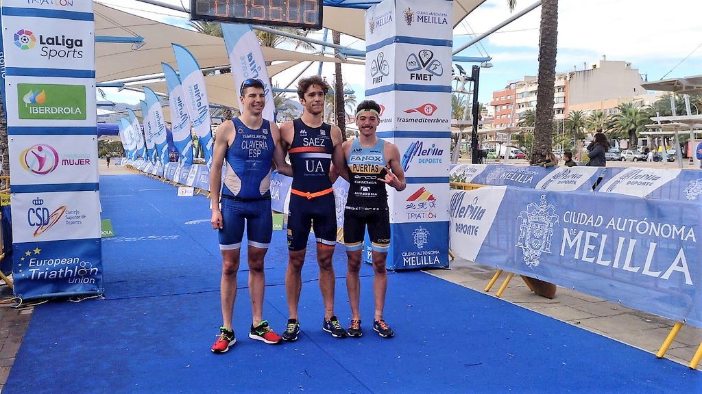 Enorme actuación de @jr_claveria proclamándose #Subcampeón del #Clasificatorio de #Melilla #FETRIMelilla @TRIATLONSP
@FMTriatlon @ctoabluepower
El #niño está de vuelta 💪💪💪
#TEAMCLAVERÍA