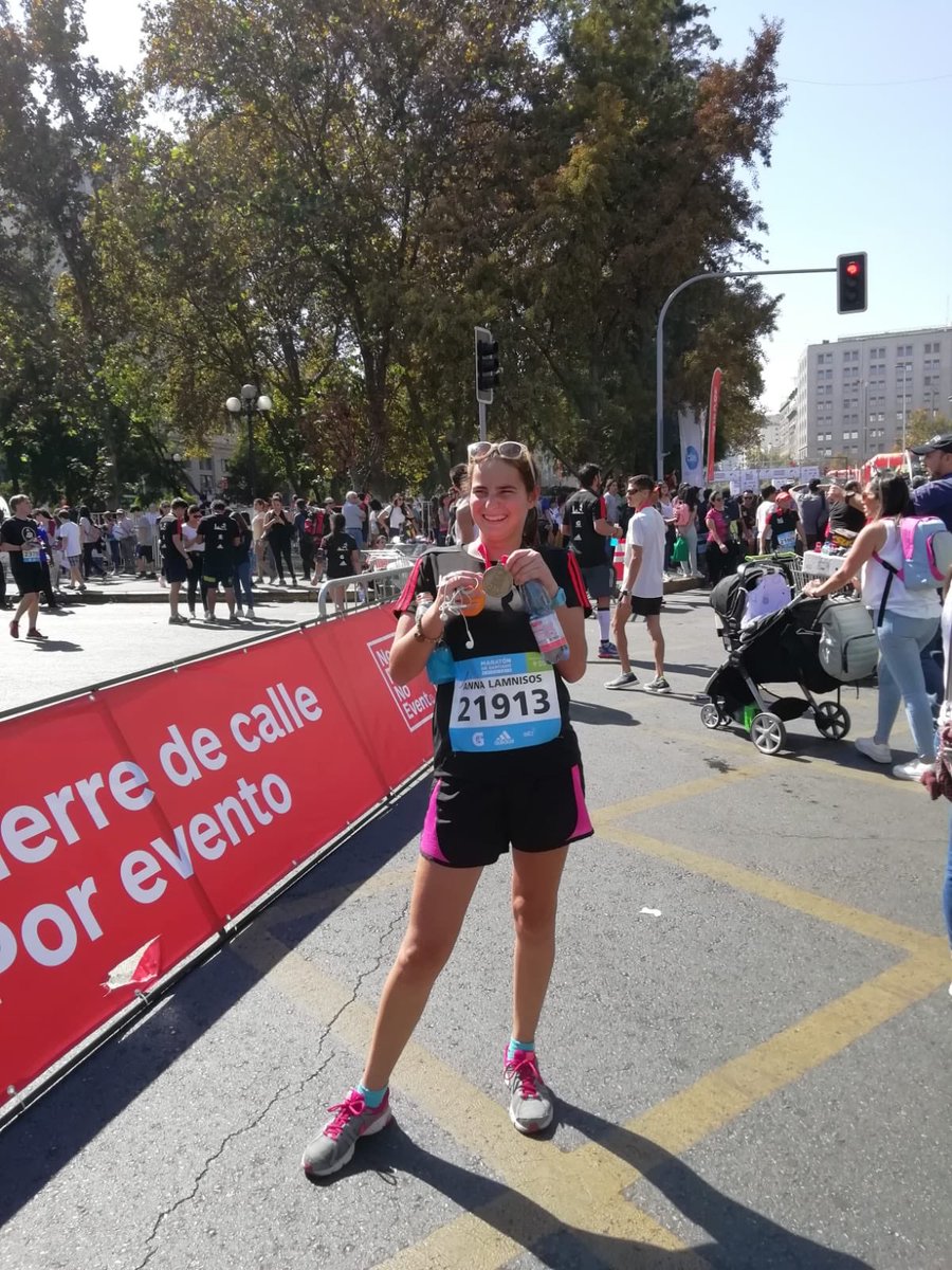 athenalamnisos1's tweet photo. This is daughter No 1. She’s just finished her the #Santiago #Chile #HalfMarathon She’s raising funds for #ProjectPeru a children’s project that’s very close to her ❤️ You can still donate to her JustGiving page https://t.co/HUGvhPBgoi