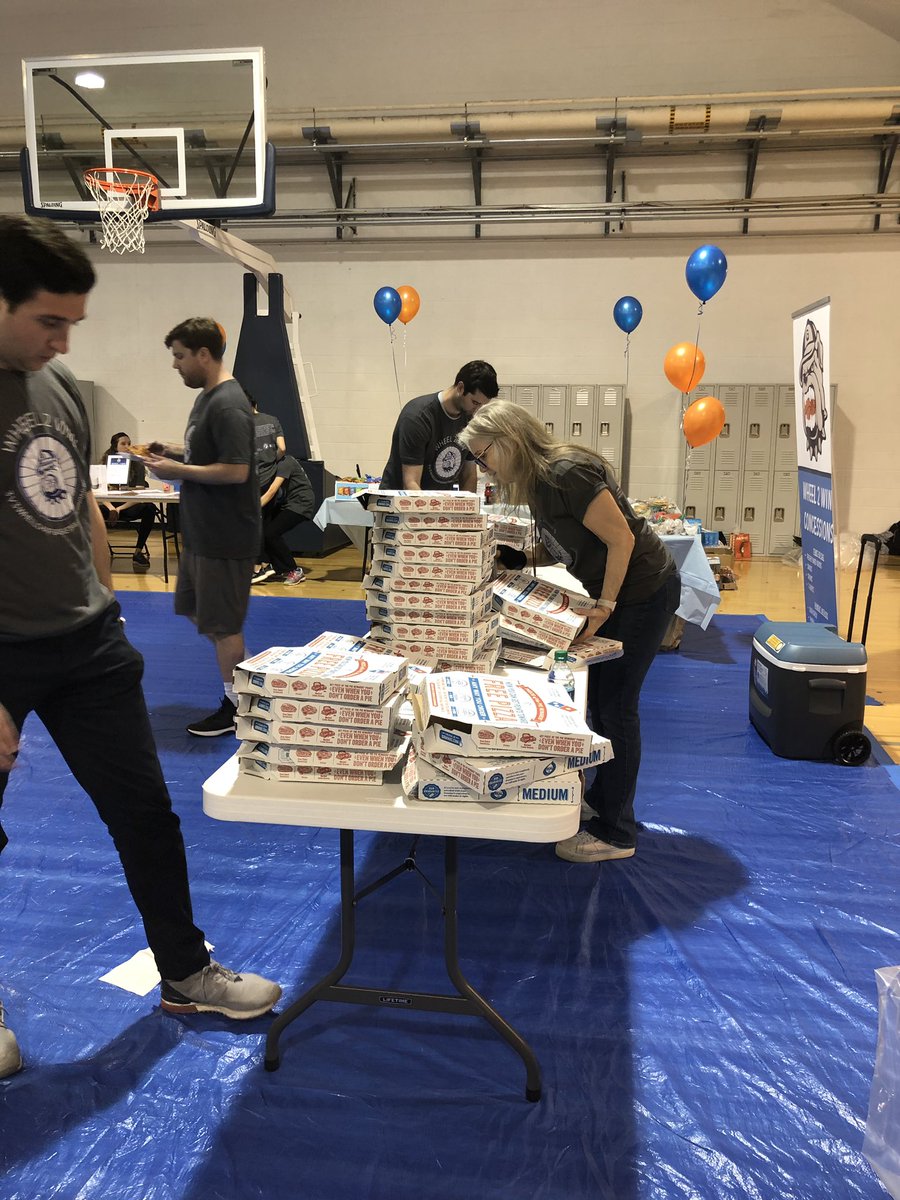 Pizza at #wheel2win tournament and benefit!
•
All day today @Georgetown!#unitedspinal
#Wheel2Win #wheelchairbasketball  #Yatesfieldhouse
#smp #unitedspinal