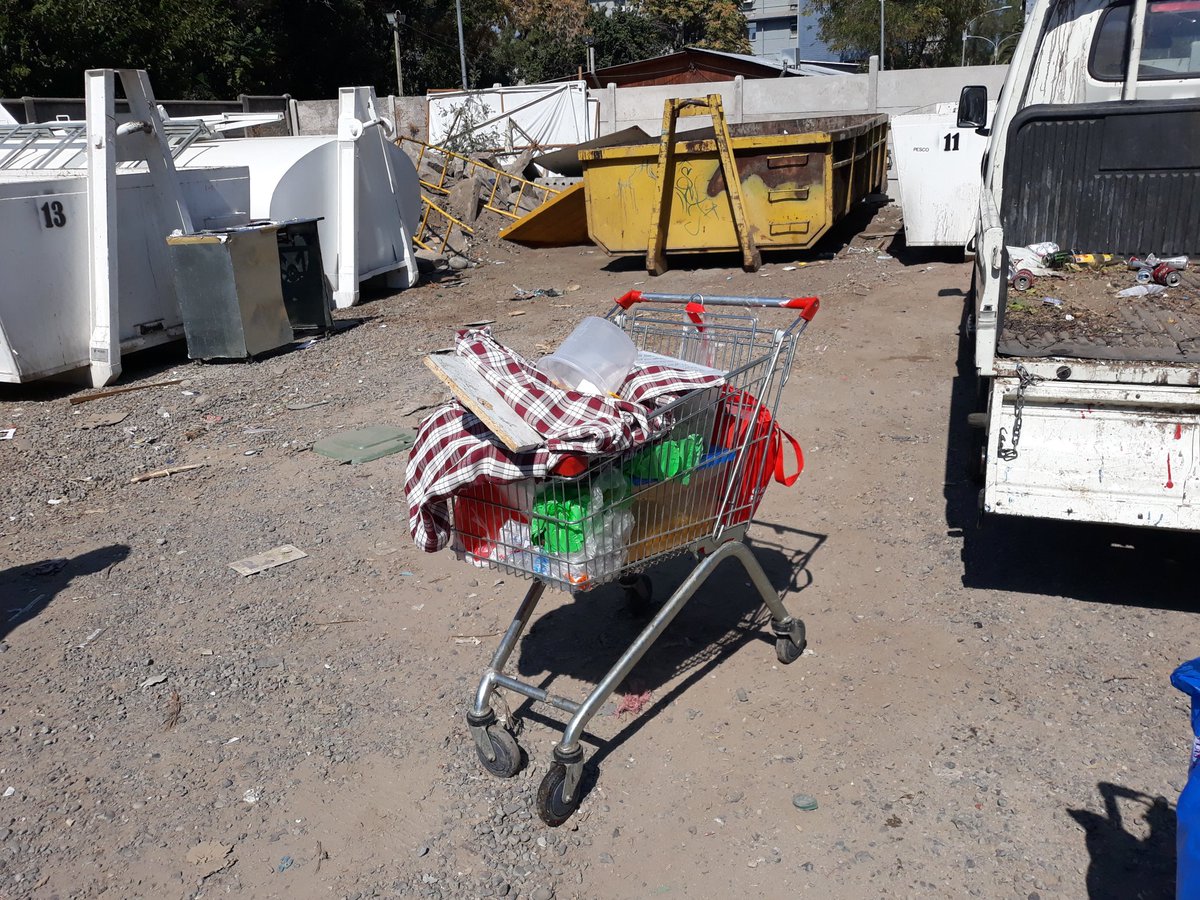 Fiscalización con incautación con <a href="/Seg_Publica_Ind/">Independencia segura</a> <a href="/Carabdechile/">Carabineros de Chile</a> feria Colón <a href="/Duranbaronti/">Gonzalo Durán</a> <a href="/Muni_Indep/">Municipalidad de Independencia</a>