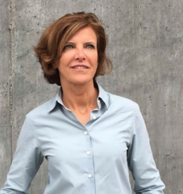 TCNChicago's tweet photo. Pay equity enables creativity to flourish. Architect and #TCNMember Jeanne Gang closed the gender wage gap at her firm–and calls on other architecture firms to do the same. Studio Gang #whatittakes

https://t.co/JsrhL8lcU5 https://t.co/lV2RQJZ843