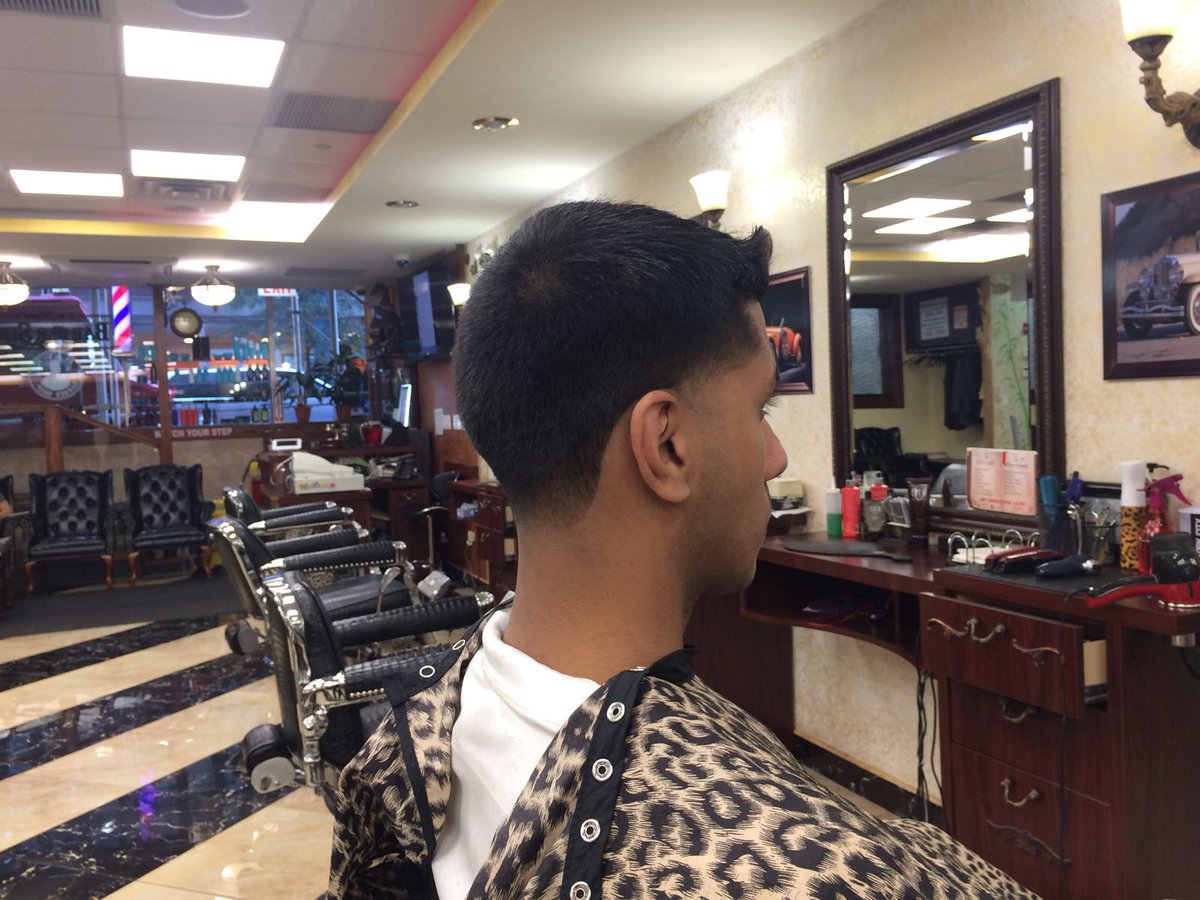 Ray's Barbershop tweet media