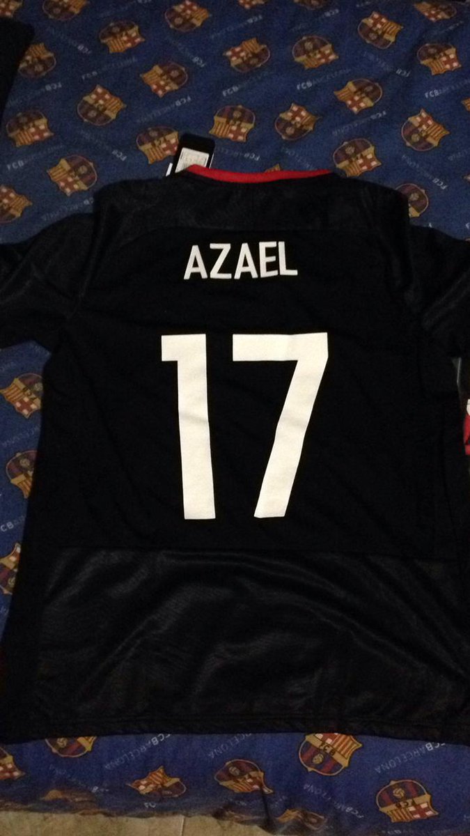 lira_aza's tweet photo. Reporter: Oye aza y amas a tu novia? 
Me: El número de mi Jersey(17) es porque fue el día que anduvimos(Léase con acento argentino)

#HoyRegresoALasCanchas #17 #NumeroDeLaSuerte #MiCaroDeLaSuerte https://t.co/D9Kt4ZPnYo