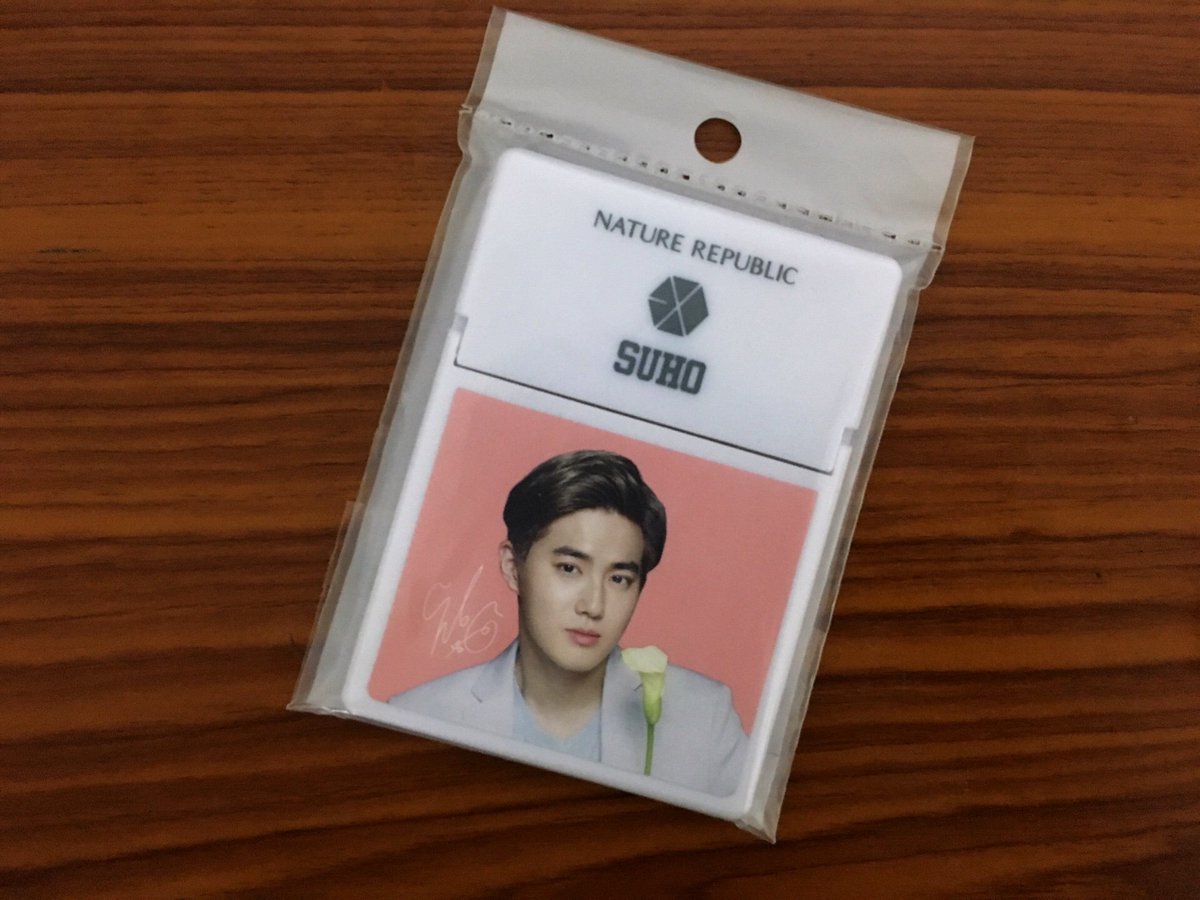 loveminibd's tweet photo. 🎉(สุ่มจากรี พน.)🎉
แจกกระจก+กระดาษซับมันของเนเจอร์ ❤️เล็กๆน้อยๆ for exo-l only❤️  
#exo คือความสุขและรอยยิ้มของแฟนคลับเสมอและจะเป็นแบบนี้ตลอดไป  😘รักและหวังว่าปีนี้จะมาเจอก���บเอรี่ไทยเร็วๆนะ คิดถึงมากๆแล้ว 🙏🏻😭 @weareoneEXO #7YearsWithEXO https://t.co/vMYHnfC3aG