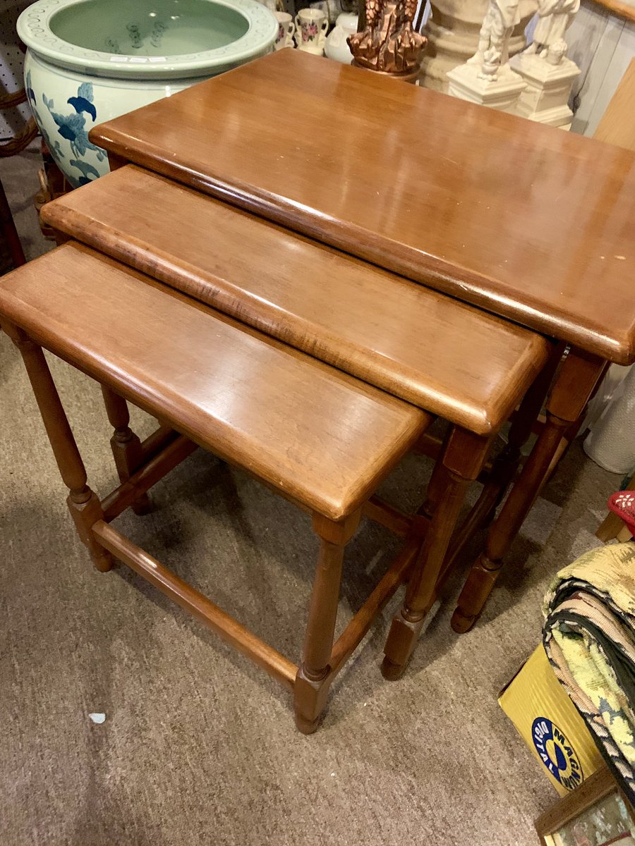 affordantq's tweet image. NEW ARRIVALS!
Heywood Wakefield stacking tables in original condition &amp;amp; fully marked!  For price, details, shipping &amp;amp; delivery...call 630-505-1463 &amp;amp; mention seeing it here from Jeannine Carrozza! #allmethodsofpaymentaccepted #heywoodwakefield #heywoodwakefieldfurniture